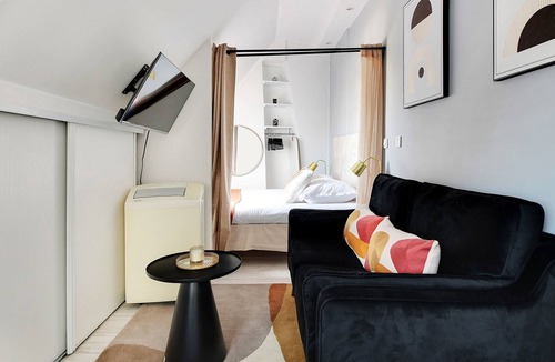 Champs-Elysees Apartment | Modern studio - Arc de Triomphe - MOBILITY LEASE