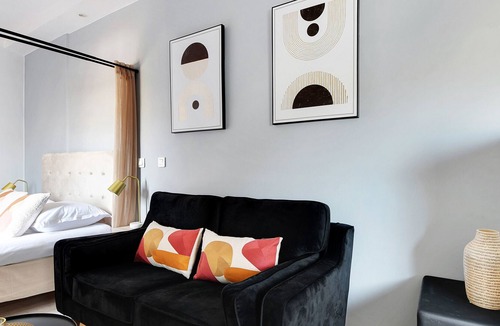 Champs-Elysees Apartment | Modern studio - Arc de Triomphe - MOBILITY LEASE