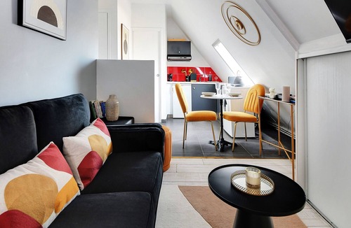 Champs-Elysees Apartment | Modern studio - Arc de Triomphe - MOBILITY LEASE