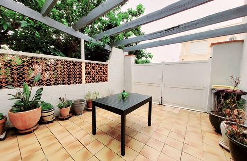 Canet-Plage House | Modern T3 House - Terrace, Parking, Near Beach, Sleeps 6