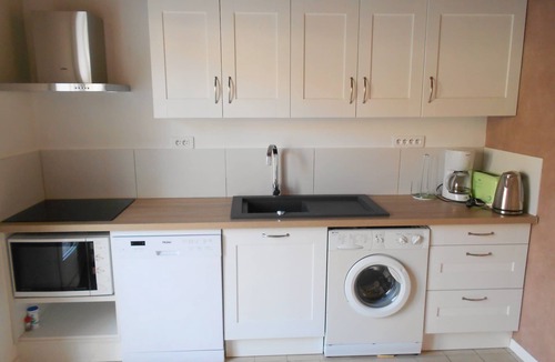 Perols Villa | Montpellier Pérols Carnon villa f3 air-conditioned near sea, 50m from streetcar