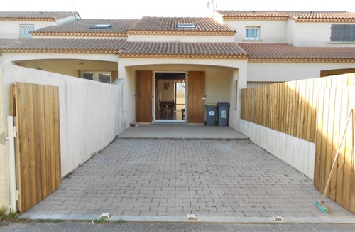 Perols Villa | Montpellier Pérols Carnon villa f3 air-conditioned near sea, 50m from streetcar