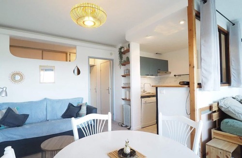 La Petite Motte Apartment | Motte du couchant joliT 2, air-conditioned apartment in residence with swimming pool!