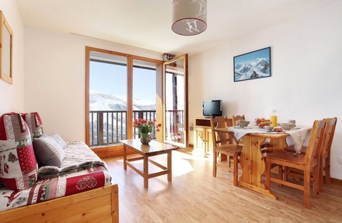Montgellafrey Condo | Mountain Escape in Saint-François-Longchamp