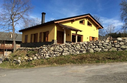Formigueres House | Mountain chalet next ski station.