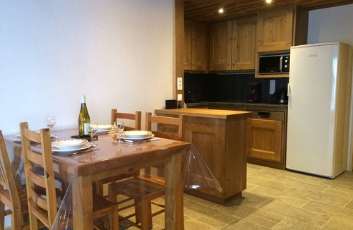 Bonneval-sur-Arc Apartment | Mountain-style apartment La Datcha 2 (sleeps 4) in the old village