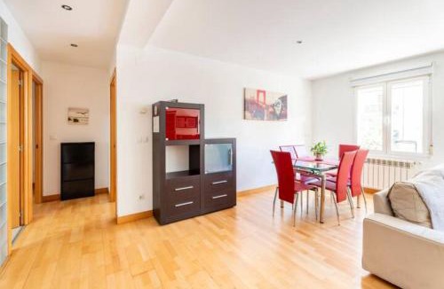 Milagrosa Apartment | MUI Pamplona