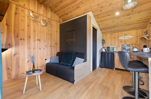 Le Verdon-sur-Mer House | My Ocean Cabin with Garden and Air Conditioning, Steps from the Beach