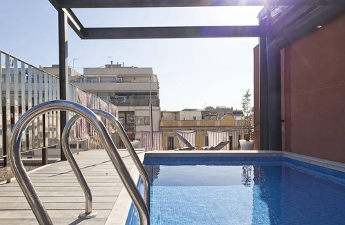 el Fort Pienc Apartment | My Space Barcelona 6 apartments in Arco de Triunfo with pool for 48 people