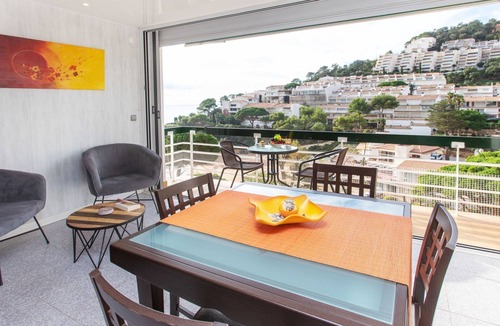 Salionc Apartment | Naranja by Interhome