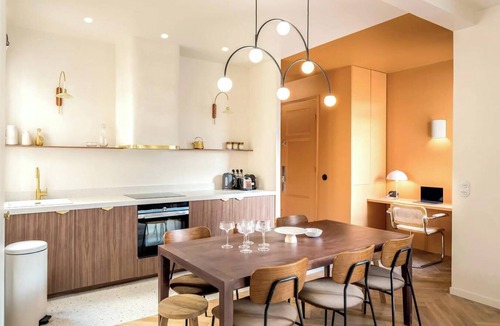 Vivienne Apartment | NEAR TO PARISIAN LANDMARKS,@LES HALLES, PALAIS-ROYAL, OPÉRA GARNIER & LOUVRE