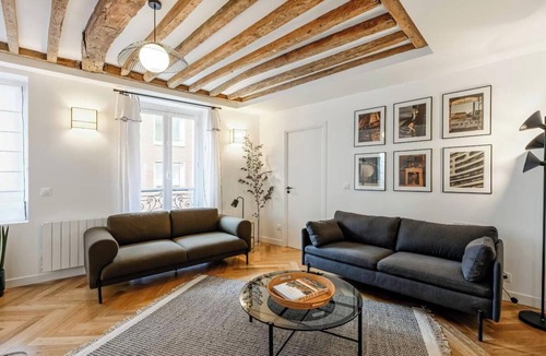 Val-de-Grace Apartment | NESTLED JUST STEPS AWAY FROM THE ICONIC LUXEMBOURG GARDENS -RUE DU VAL DE GRÂCE