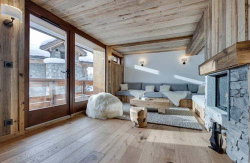 Les Almes Apartment | New bright apartment with parking in Tignes Le Lac