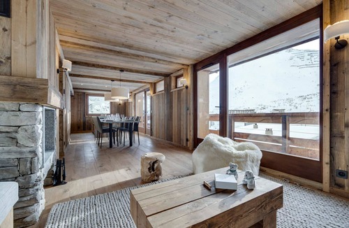 Les Almes Apartment | New bright apartment with parking in Tignes Le Lac