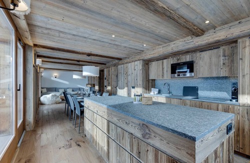 Les Almes Apartment | New bright apartment with parking in Tignes Le Lac