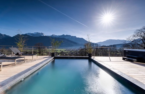 Lathuile Ski Chalet | New Chalet Bamboo