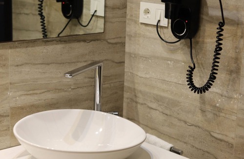 Mataro Hotel | New Hotel Colón