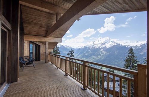 La Rosiere Apartment | New rooftop with south balcony, parking and wifi