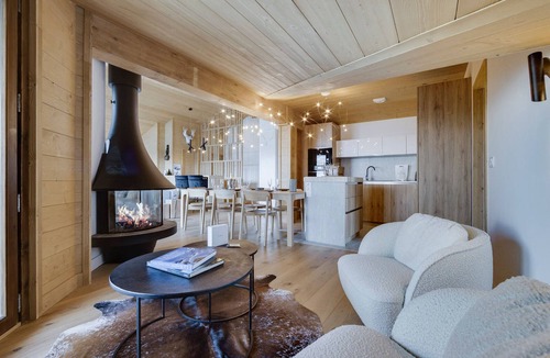 La Rosiere Apartment | New rooftop with south balcony, parking and wifi