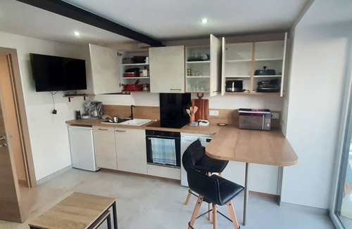 Chaparon Apartment | New single-storey apartment 25 m² 50 m from Annecy lakefront