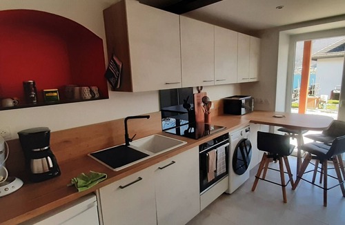 Chaparon Apartment | New single-storey apartment 25 m² 50 m from Annecy lakefront