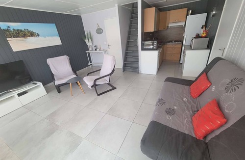 Portiragnes-Plage House | Nice corner villa located with airco in LES TAMARIS (pool extra fees), 2 bedrooms, 3 stars, Wifi,.