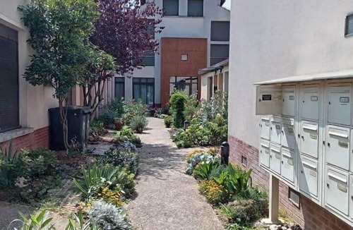 La Varenne Saint-Hilaire Apartment | Nice one-bedroom apartment in Saint-Maur-des-Fossés
