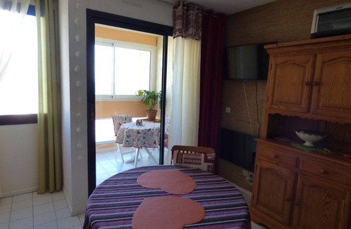 Saint-Nazaire Apartment | Nice studio with panoramic sea view