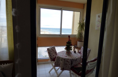Saint-Nazaire Apartment | Nice studio with panoramic sea view