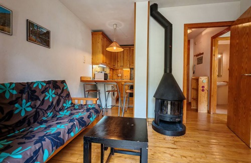 Taull Apartment | North facing apartment - Falcó 12