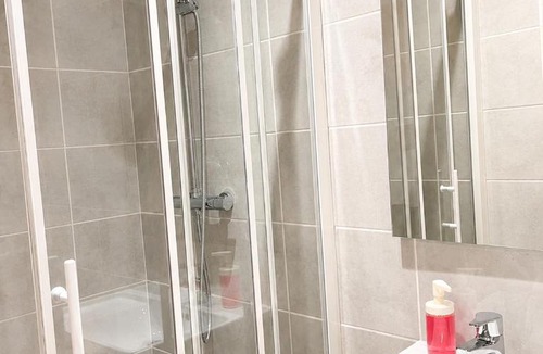 Clemenceau Apartment | Notre Dame