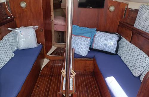 Le Port Boat Rental | nuit insolite sur un bateau
