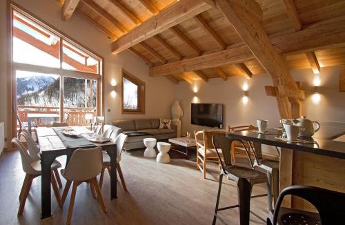 Huez-en-Oisans Ski Chalet | Odalys Chalet Nuance de gris