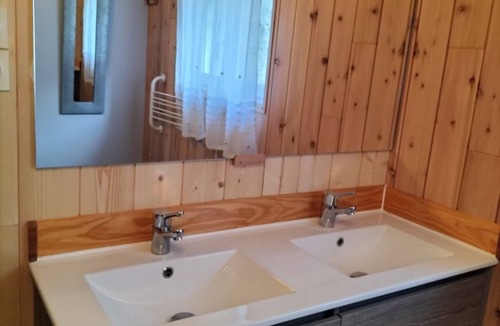 Peyragudes Other | Old farmhouse with fenced park for 8 people