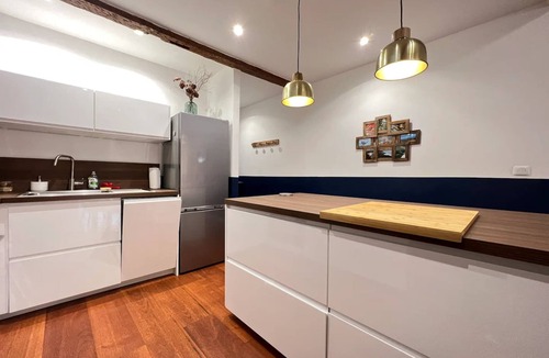 Saint-Cyprien Apartment | One-bedroom apartment in Toulouse