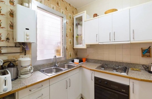 El Camp de l'Arpa del Clot Apartment | Orange Duplex with sunny terrace in Barcelona