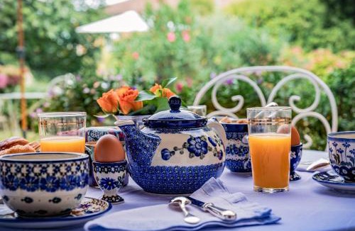 Cassagne Bed & Breakfast | Ostal Cassinia Maison d hôtes de charme avec petit déjeuner gourmand