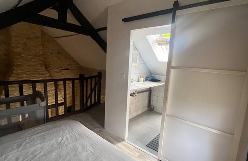 Paulin Bed & Breakfast | Périgord noir Old charming bakery - private terrace, bikes & nature