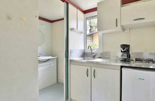 Saint-Paul-les-Dax House | Pêch Mobile Homeeur 3 -Bedroom, Sleeps 5, + TV