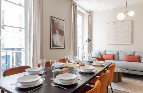 Vivienne Apartment | Palais Royal Prestige: A Four-Bedroom Parisian Masterpiece