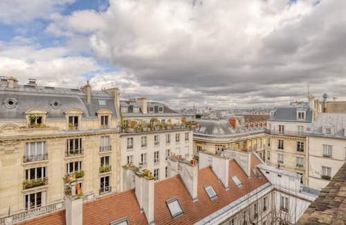 Sorbonne Apartment | Panoramic View St-Germain-des-Prés
