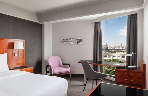 Parc-de-Montsouris Hotel | Paris Marriott Rive Gauche Hotel & Conference Center