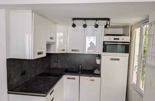 Montmartre Apartment | Parisian Hideaway - Heart of Montmartre, Abbesses