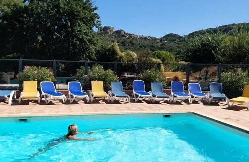 Saignon House | Parpaioun Mobile Home for 2 People, Air-Conditioned + TV