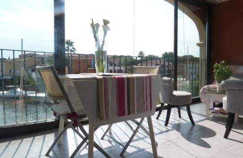 Port Cogolin Apartment | PCOGBLAN - Golfe de Saint-Tropez - T2 avec piscine vue marina