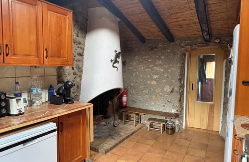 Crespia House | Peaceful and spacious country house surrounded by nature with swimming pool