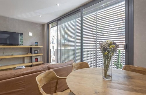 la Vila de Gracia Apartment | Penthouse in Gràcia 2 rooms 6 pax Pool and Terrace- free WiFi