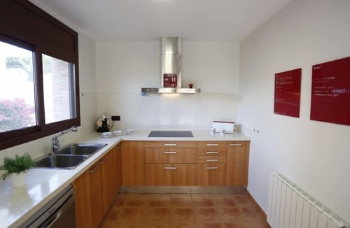 L'Ampolla House | Perales by Interhome