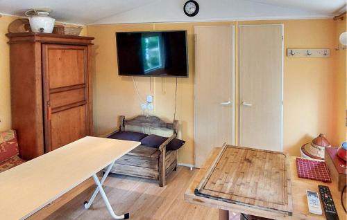 Saint-Paul-les-Dax Other | Pet Friendly Stacaravan In Saint-Paul-Lès-Dax