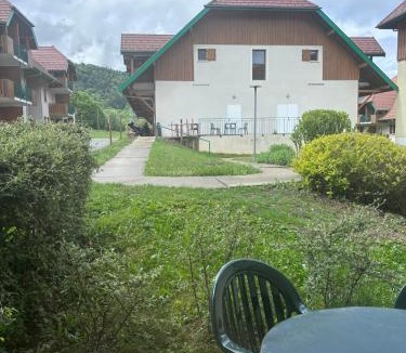 Giez Apartment | Petit cocon entre lac, golf et montagne, proche d'Annecy